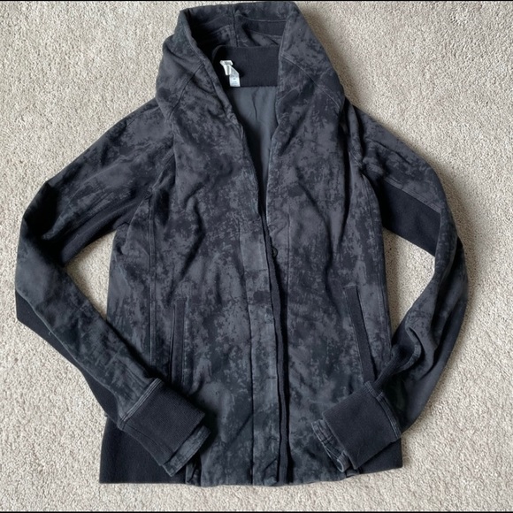 Lululemon to class Jacket Cardigan deep coal size 8 - Picture 2 of 5